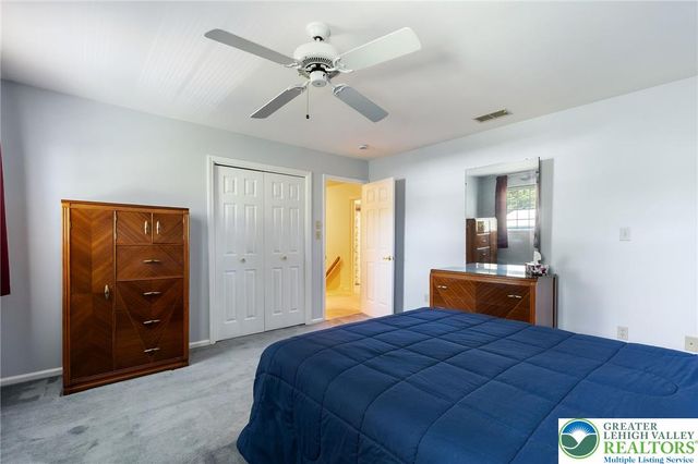 1346 Dayspring Drive, Lower Macungie Twp, PA 18106