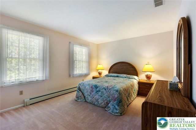 1346 Dayspring Drive, Lower Macungie Twp, PA 18106