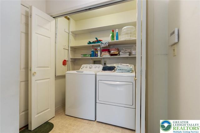 1346 Dayspring Drive, Lower Macungie Twp, PA 18106