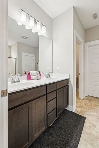 2530 Fig Dr, Murfreesboro, TN 37127