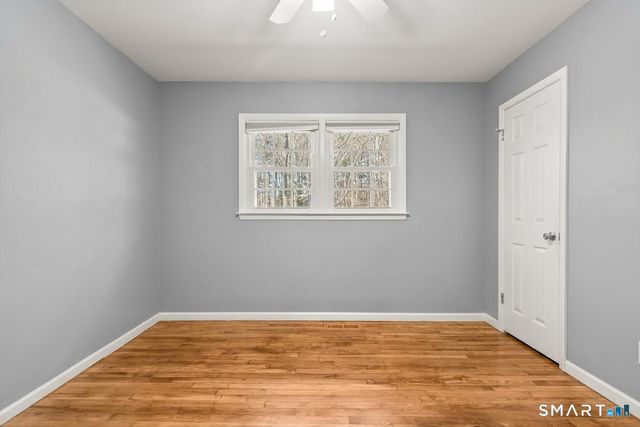 10 Karen Boulevard, Newtown, CT 06470