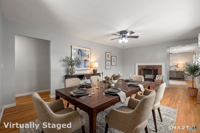 10 Karen Boulevard, Newtown, CT 06470