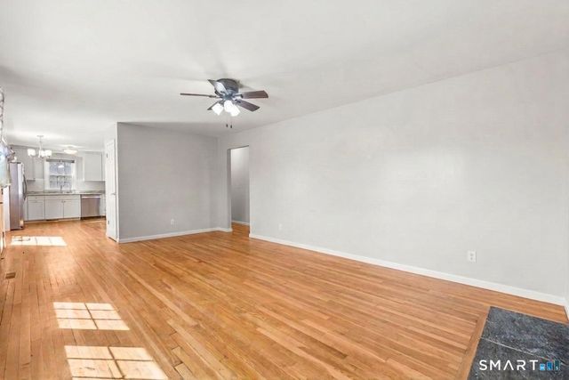 10 Karen Boulevard, Newtown, CT 06470