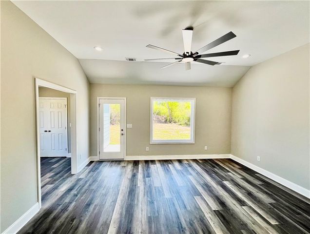 5 Green Road, Griffin, GA 30224