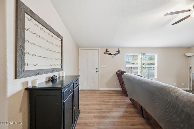 530 S 97TH Place, Mesa, AZ 85208