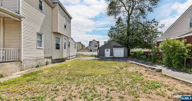 162 Forest Avenue, Lyndhurst, NJ 07071