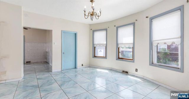 162 Forest Avenue, Lyndhurst, NJ 07071
