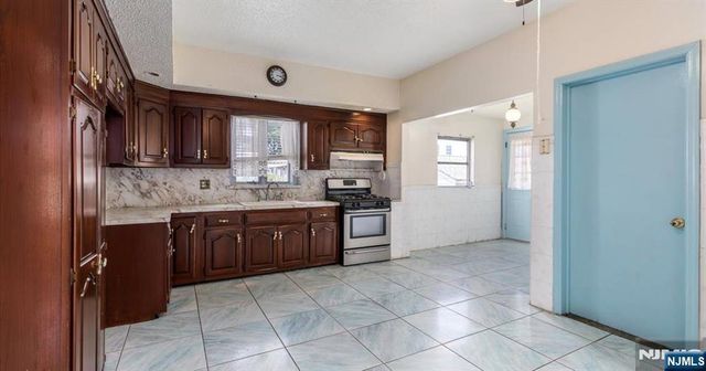 162 Forest Avenue, Lyndhurst, NJ 07071