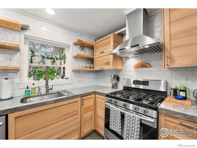 5411 White Place, Boulder, CO 80303