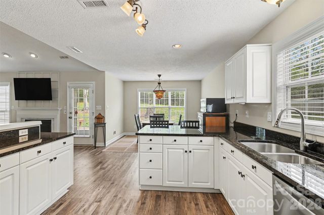 4404 Stonefield Drive, Charlotte, NC 28269