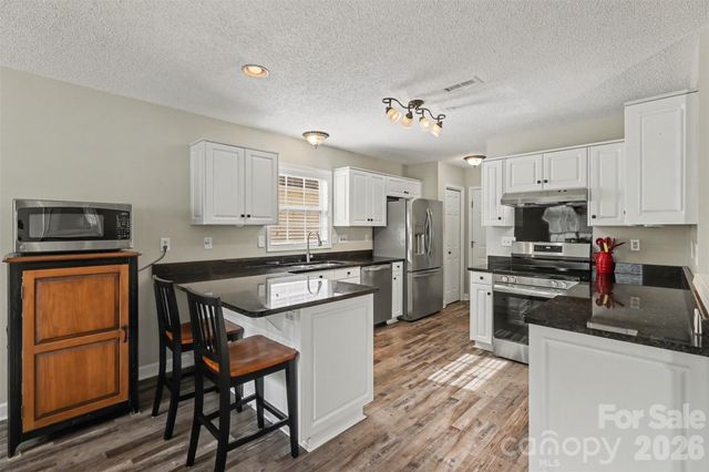 4404 Stonefield Drive, Charlotte, NC 28269