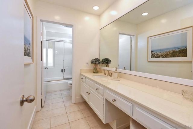 2207 Caminito Cabala, La Jolla, CA 92037
