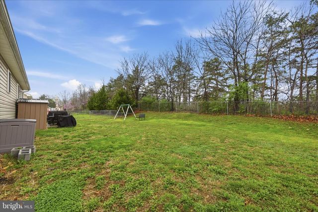 212 FREIGHT CAR CIR, Bunker Hill, WV 25413