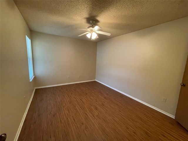 8117 West Gate BLVD A, Austin, TX 78745