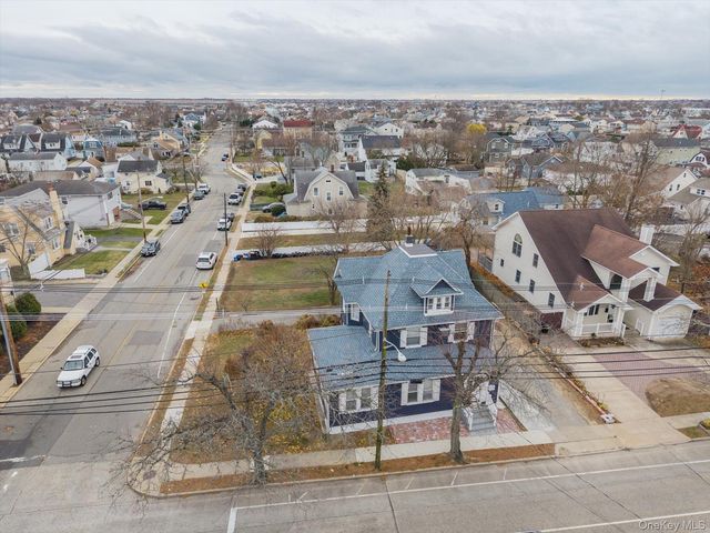 41 Atlantic Avenue, Freeport, NY 11520