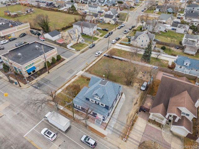 41 Atlantic Avenue, Freeport, NY 11520