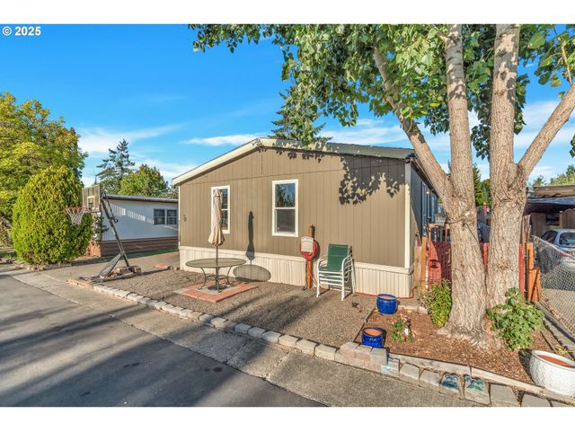 5885 Ne JACOBSON St 70, Hillsboro, OR 97124