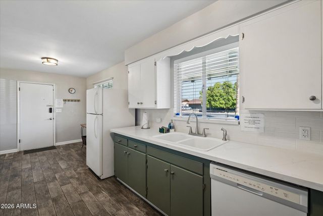 107 E PALMCROFT Drive, Tempe, AZ 85282