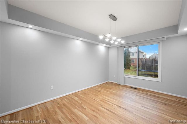 3210 Davenport Lane, Rochester Hills, MI 48309