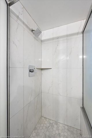 3210 Davenport Lane, Rochester Hills, MI 48309