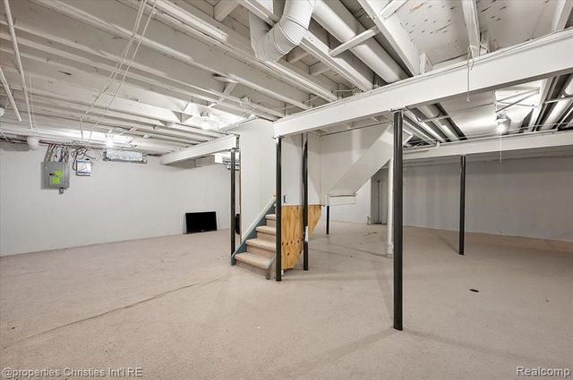 3210 Davenport Lane, Rochester Hills, MI 48309