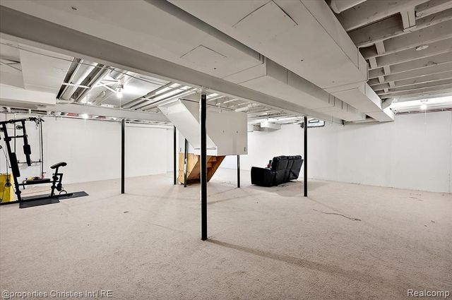 3210 Davenport Lane, Rochester Hills, MI 48309