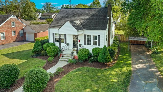 323 Bowman Avenue NW, Cleveland, TN 37311