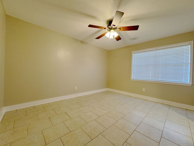 812 Fig St, Morgan City, LA 70380