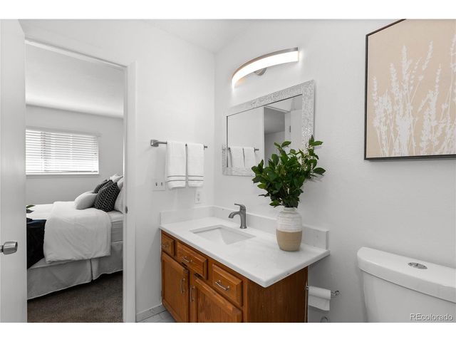 2215 E Geddes Ave B08, Littleton, CO 80122