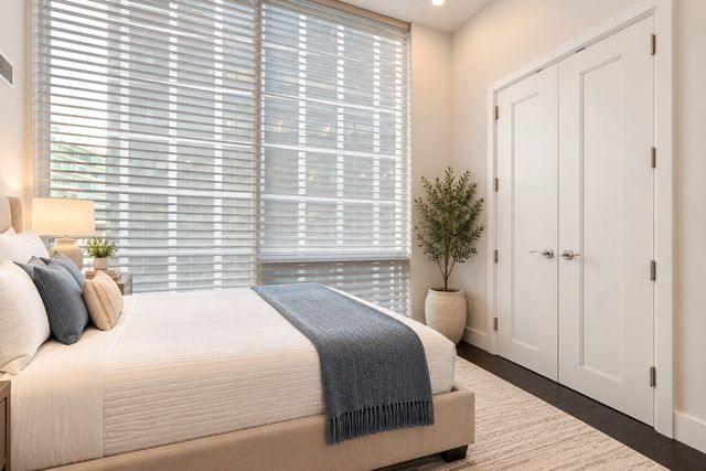 22 Liberty Dr PH1H, Boston, MA 02210