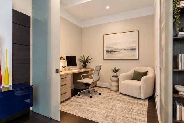 22 Liberty Dr PH1H, Boston, MA 02210