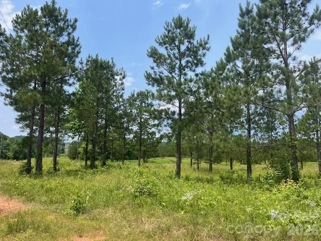 2200 Oweda Drive, Conover, NC 28613