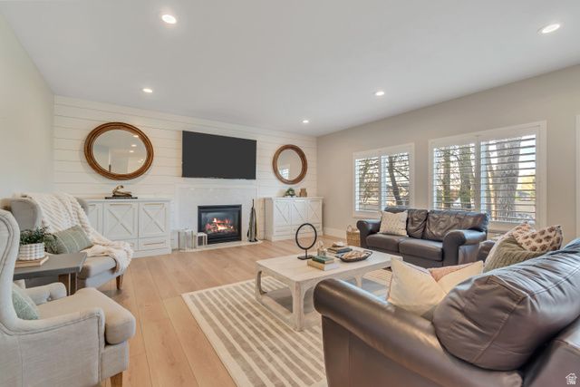 329 E BROWN FARM LN, Draper, UT 84020