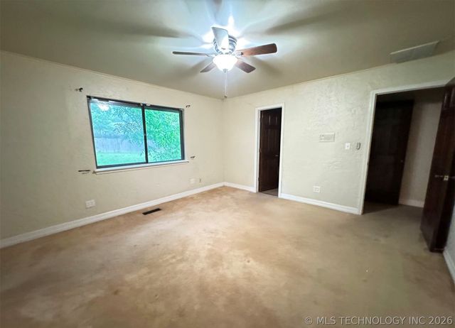3927 E 79th Street, Tulsa, OK 74136
