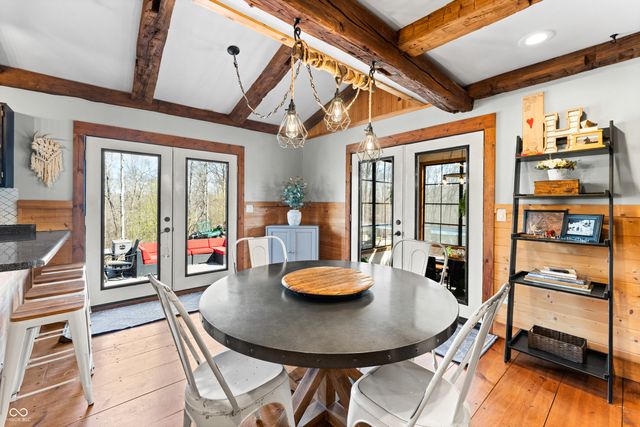 12980 W Lake Road, Seymour, IN 47274