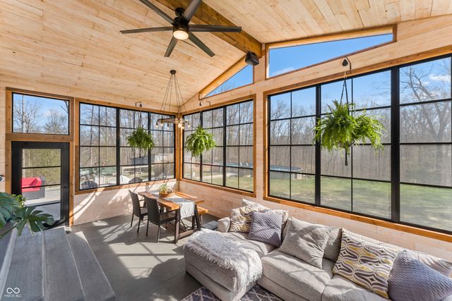 12980 W Lake Road, Seymour, IN 47274