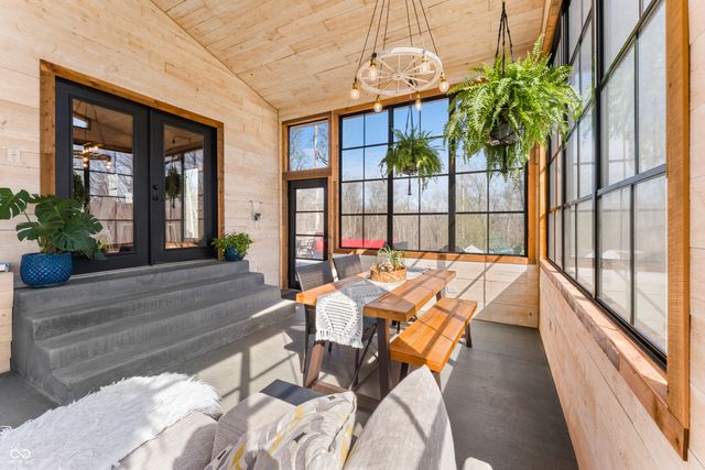 12980 W Lake Road, Seymour, IN 47274