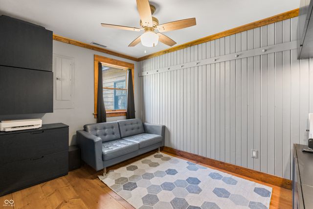 12980 W Lake Road, Seymour, IN 47274