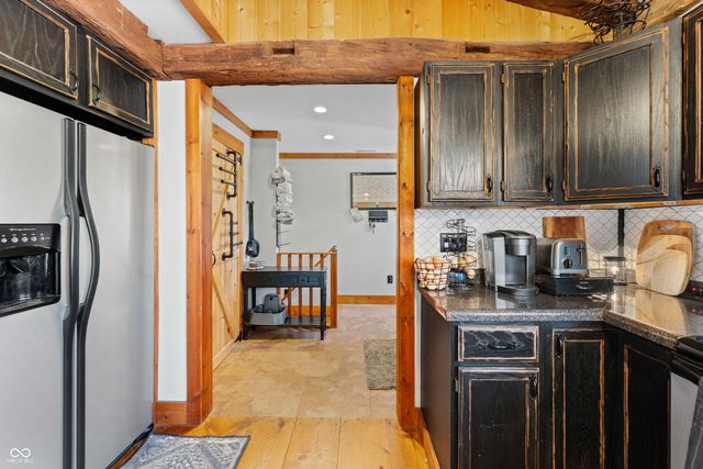 12980 W Lake Road, Seymour, IN 47274