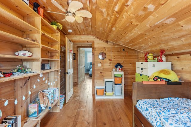 12980 W Lake Road, Seymour, IN 47274