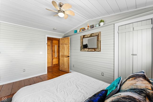 12980 W Lake Road, Seymour, IN 47274