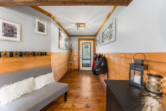 12980 W Lake Road, Seymour, IN 47274