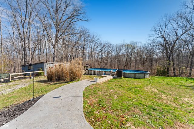 12980 W Lake Road, Seymour, IN 47274