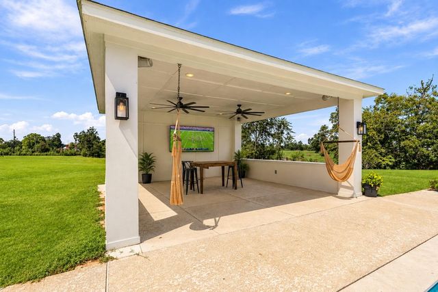 3103 Brundrett Road, Wallis, TX 77485