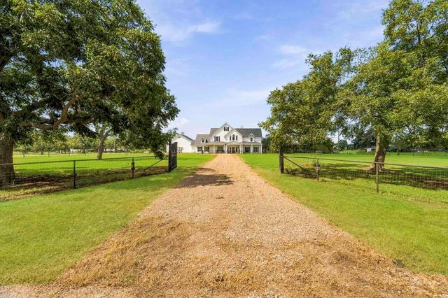3103 Brundrett Road, Wallis, TX 77485