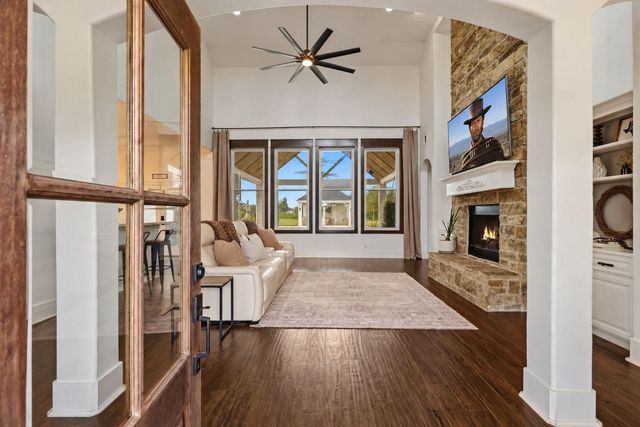 3103 Brundrett Road, Wallis, TX 77485