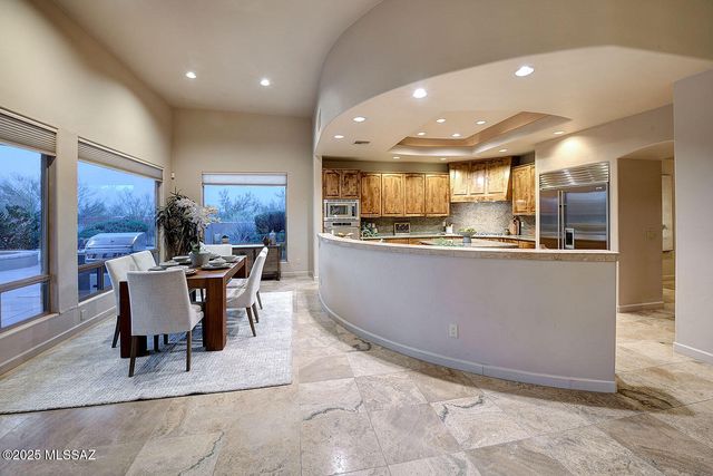 1933 Quiet Canyon Drive, Tucson, AZ 85718