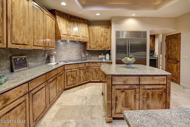 1933 Quiet Canyon Drive, Tucson, AZ 85718