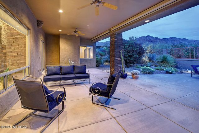 1933 Quiet Canyon Drive, Tucson, AZ 85718