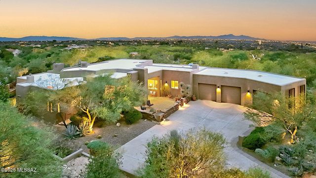 1933 Quiet Canyon Drive, Tucson, AZ 85718